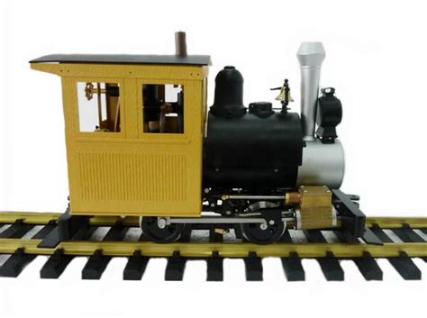 Complete instructions for building an Offenhauser IC. . G scale steam locomotives